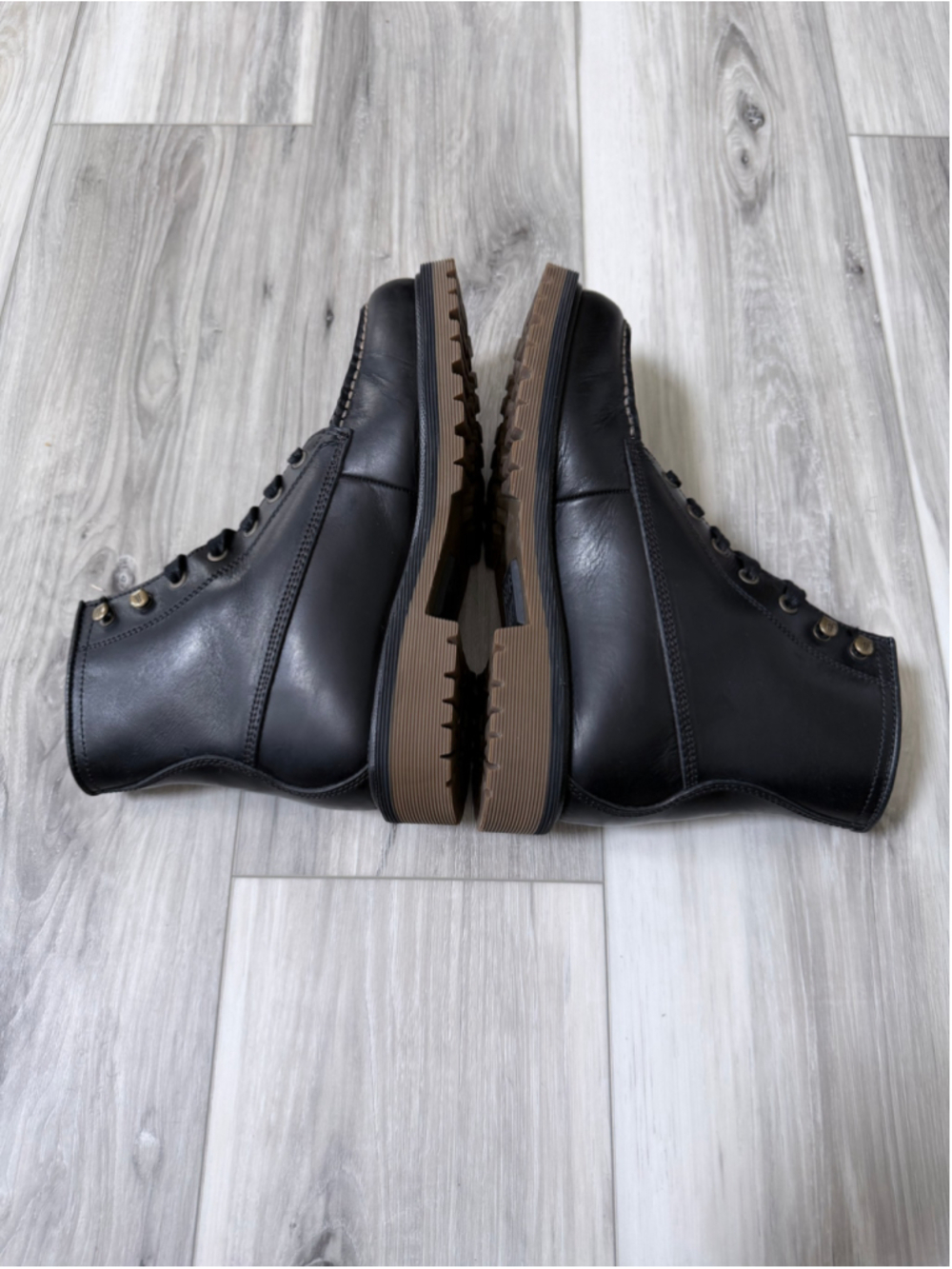 Frye Men’s Black Leather Moc Toe Lace Up Boots Size 7 Lug Sole - Picture 7 of 10